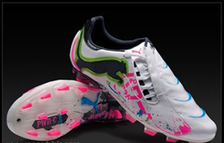 Puma的两款足球鞋-设计灵感来自日本文化-日