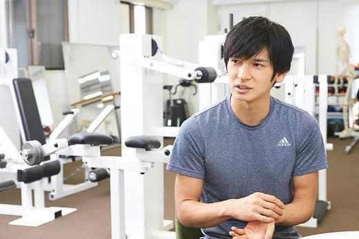 不吃饱，怎么有力气减肥！日本健身教练教你靠“吃”就能瘦的减肥秘诀
