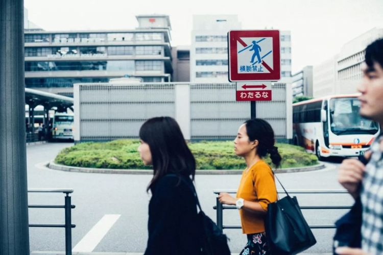 为什么很多日本年轻人入职不久就辞职？