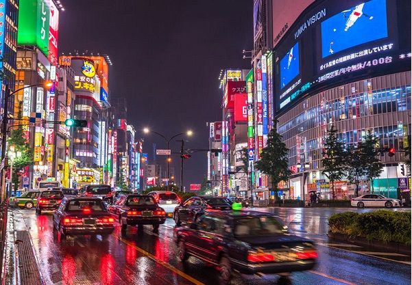 针对企业并购问题，日本中小企业的看法发生了怎样的变化？