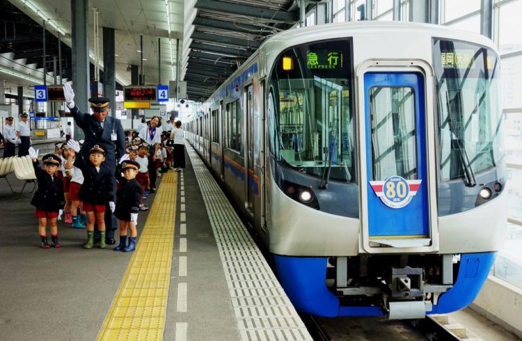 西铁天神大牟田线全线开通80周年，面临的困难与机遇