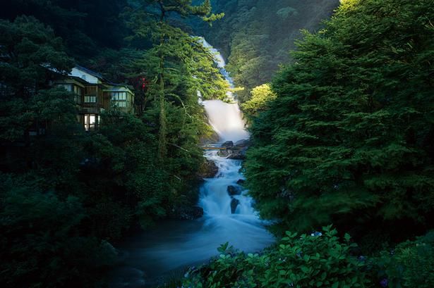 这个夏天一起游山玩水！九州瀑布溪谷景点8选