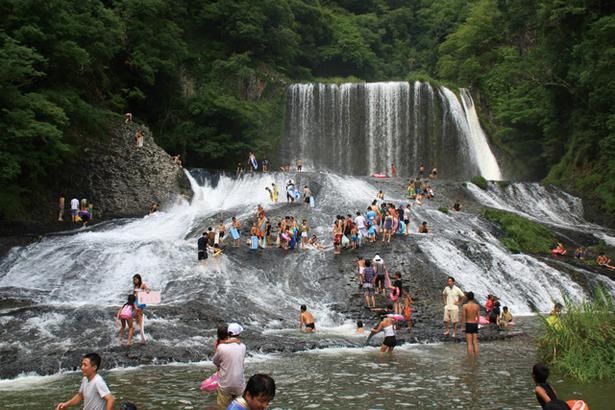 这个夏天一起游山玩水！九州瀑布溪谷景点8选