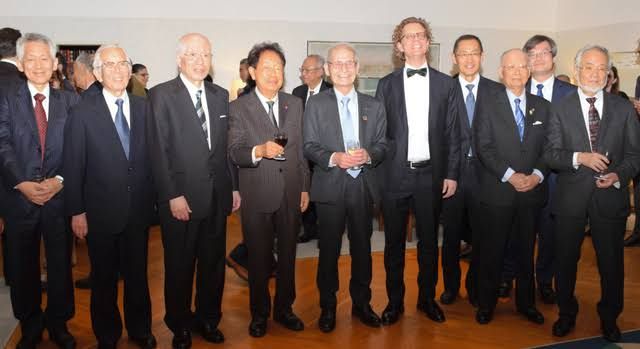 诺贝尔化学奖得主吉野彰参加庆祝会