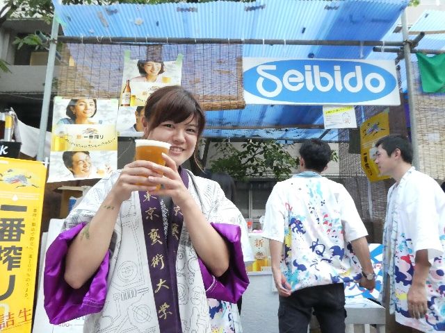 日本的学园祭禁酒是保护还是免责