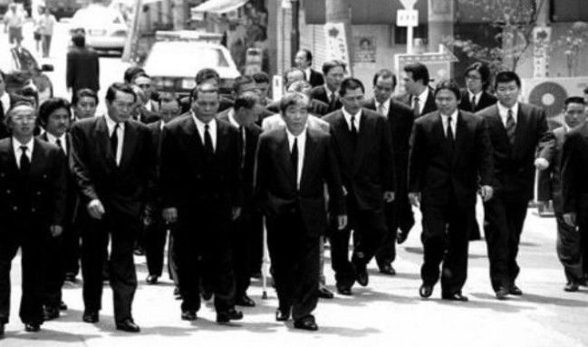 日本黑帮鄙视链