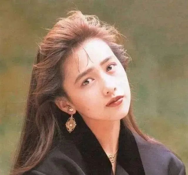 工藤静香最近又成了日本网民的 “狙击对象”