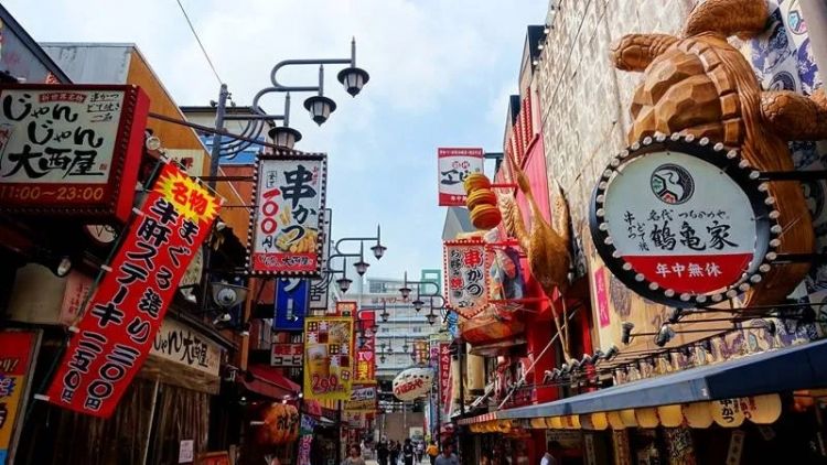 即将100岁、日本最红的河豚老店，没能熬过今年