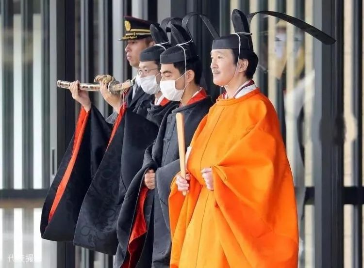 “立皇嗣宣明仪式”与日本皇位继承