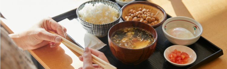 连日本人都嫌弃的国宝级美食，到底有什么好吃的？