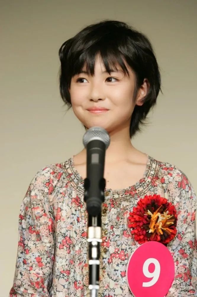 她是山口百惠之后呼声最高的日本年轻女星