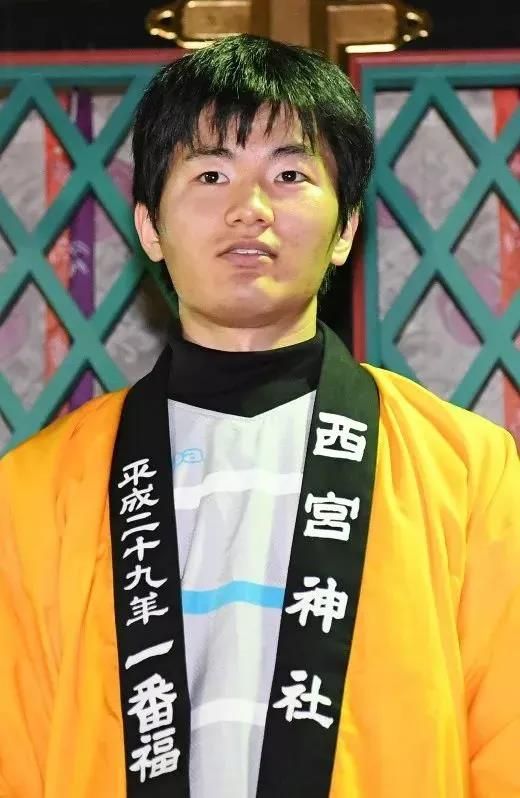 日本人新年抢头香，第一名才是倒霉蛋