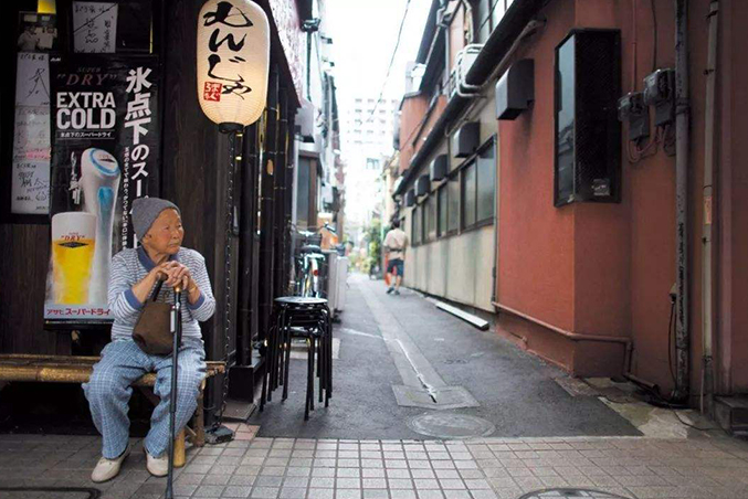 日本房价崩盘回忆：当年贷款买房的平民，后来都怎么样了？