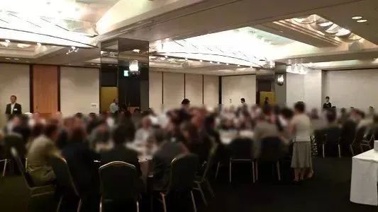 日本第一代丁克，正在疯狂相亲