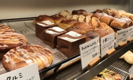 这家日本天天排队爆火的面包店RIKI，比神户牛更让当地人疯狂！