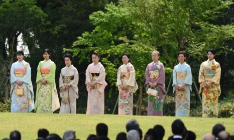 第234期：永野芽郁与田中圭不伦脚踏两条船？日本多地爆发杀人恶性事件？大阪世博保安向游客下跪？《柯南》新剧场版上映 | 百通板