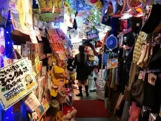 日本第一“烂店”：越乱越受欢迎，卖低价却赚了大钱