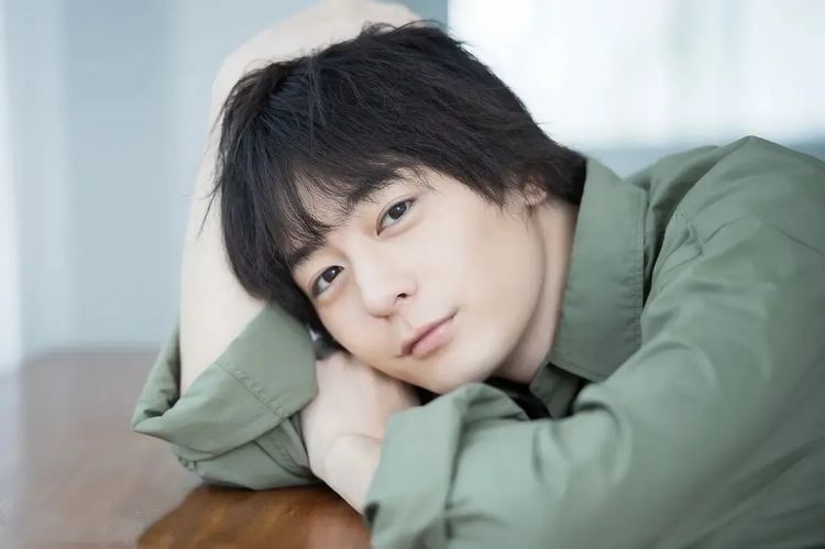 指原莉乃又交新男友了？这次竟是多年老粉犬饲贵丈！