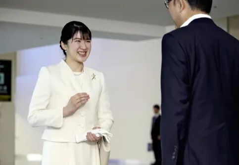 第236期：指原莉乃与年下粉丝恋爱？日本多地出现恶性事件；松下日产知名日企裁员潮 | 百通板