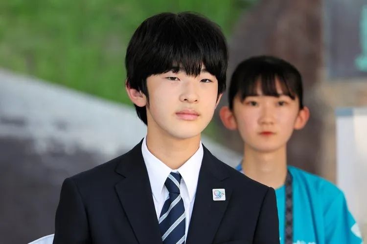 从公主到妈妈，“逃离”皇室后真子公主完全是个普通人？