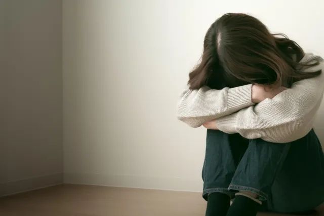 无数女性被牛郎榨干，日本政府终于不再装聋作哑？