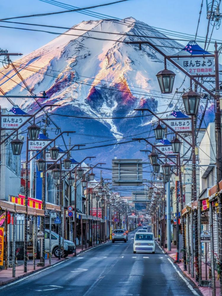 第242期：预言撤回 日本7月5日还震吗？大阪世博推出成人时尚尿布秀；日本年轻人想“死”了？| 百通板