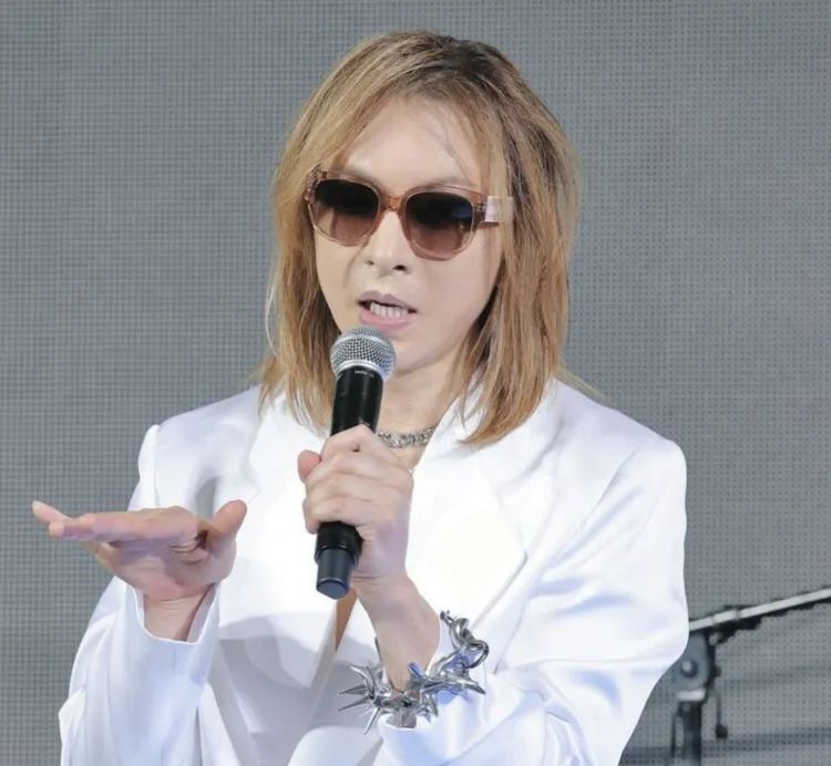 第251期：日本人在台举中国国旗？滨寿司再现食品安全问题；知名动画抄袭X JAPAN？usj联动世博 | 百通板
