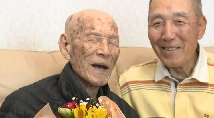 日本百岁老人首破9.9万创新高 百岁老人分享长寿秘诀