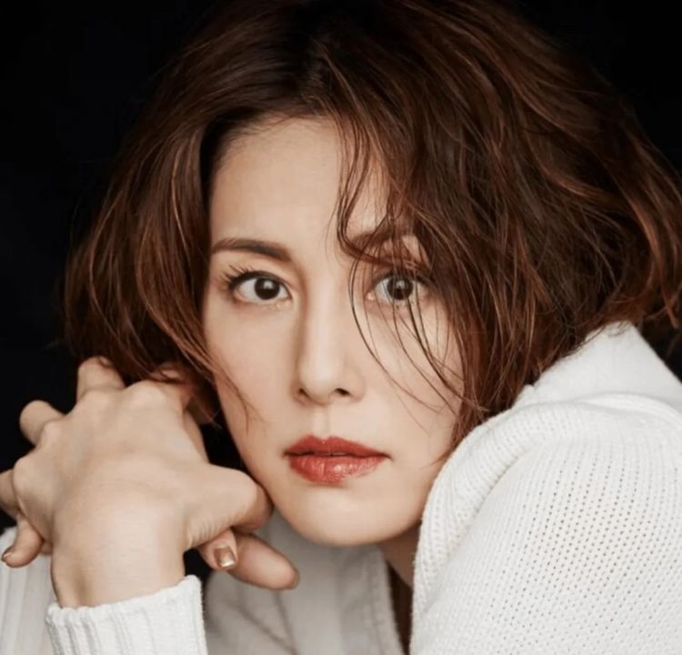 第258期:高市早苗首相梦碎?米仓凉子涉毒?NHK官宣红白主持人 绫濑遥领衔;大阪世博闭幕 | 百通板 第258期:高市早苗首相梦碎?米仓凉子涉毒?NHK官宣红白主持人 绫濑遥领衔;大阪世博闭幕 | 百通板