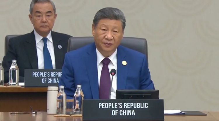 第261期：中国对日免签延长；木村拓哉长女恋爱？中日轮值APEC主席国；哥斯拉续作定名；日本熊灾 | 百通板