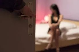 12岁女孩卖到日本被迫接客引震怒,高市早苗剑指买方整顿风俗市场? 12岁女孩卖到日本被迫接客引震怒,高市早苗剑指买方整顿风俗市场?