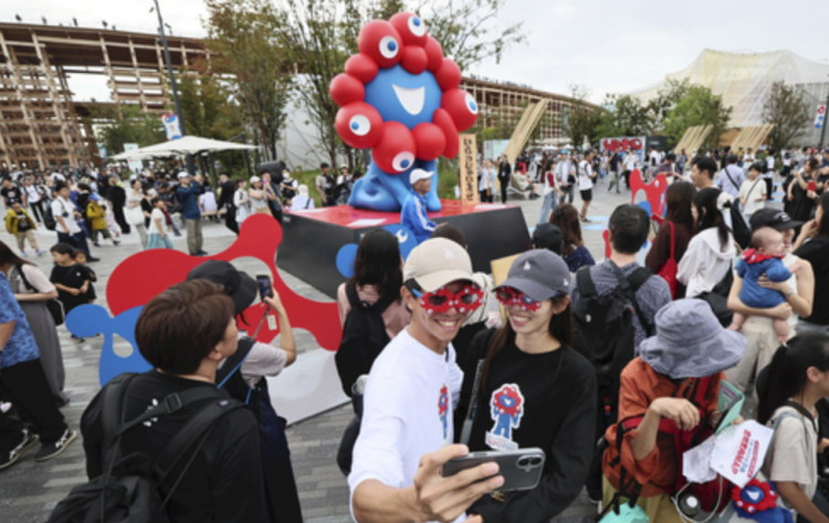 第269期:日本投入62亿应对熊害;松田圣子加盟红白;堂本光一宣布结婚;日本出生率再创新低?全球百大最美面孔出炉 | 百通板 第269期:日本投入62亿应对熊害;松田圣子加盟红白;堂本光一宣布结婚;日本出生率再创新低?全球百大最美面孔出炉 | 百通板