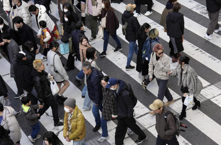日本26年新成人预估仅109万 与去年并列历史第二低 日本26年新成人预估仅109万 与去年并列历史第二低