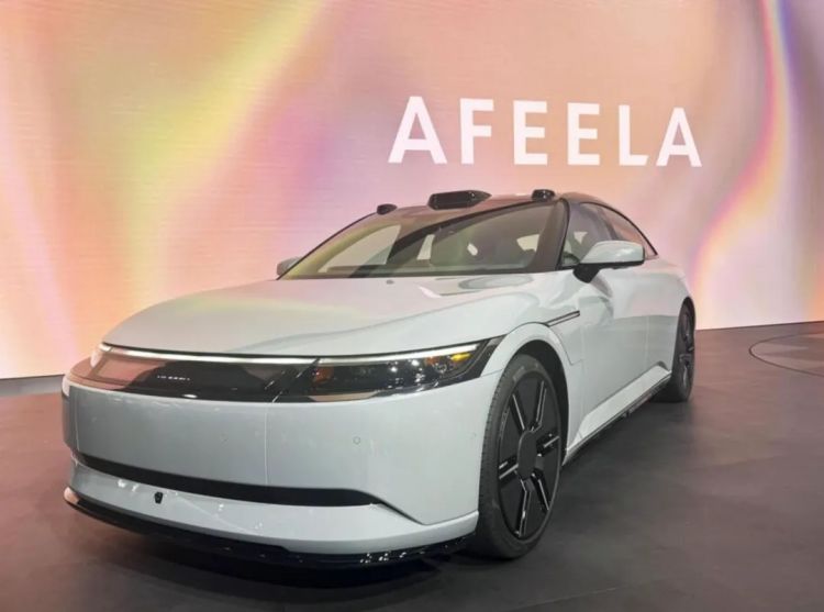 第271期：中国对日本实施出口管制；北海道餐馆墙壁藏尸？高市早苗将解散众议院 日本或提前大选？XG改名 | 百通板