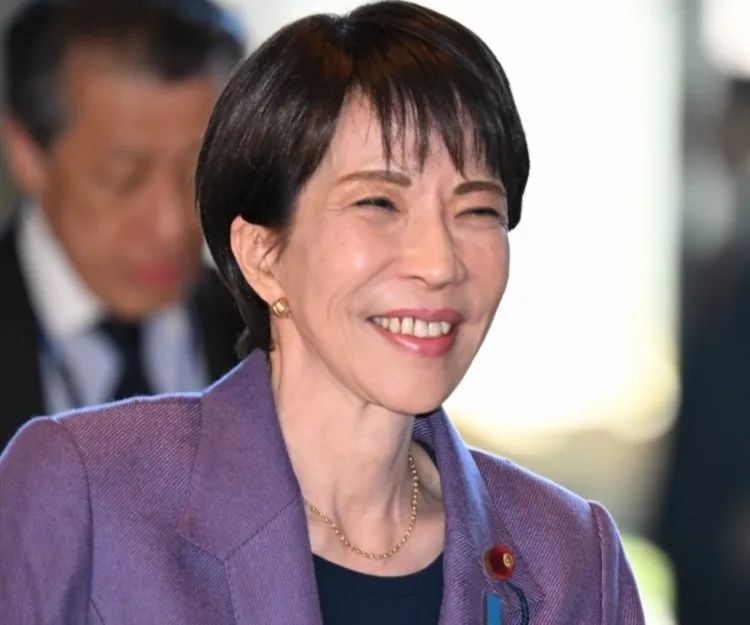 第273期:安倍晋三遇刺案宣判无期;提前大选 高市早苗支持率骤降?上野双胞胎熊猫回国 日本再无大熊猫?| 百通板 第273期:安倍晋三遇刺案宣判无期;提前大选 高市早苗支持率骤降?上野双胞胎熊猫回国 日本再无大熊猫?| 百通板