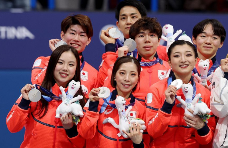 米兰冬奥会花滑团体赛日本1分之差负于美国 连续两届摘银