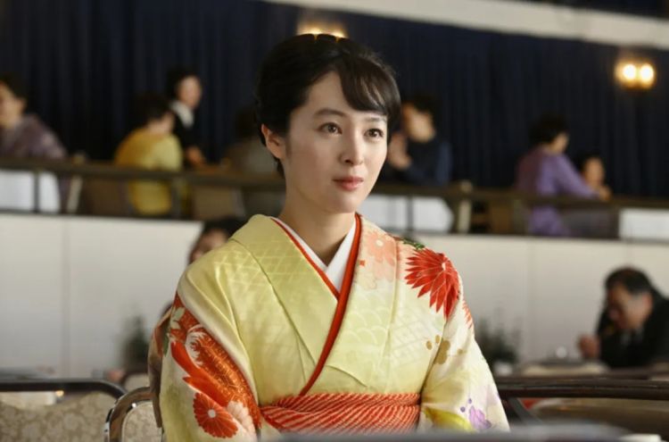 第275期：众议院选举大胜 日本进入高市早苗首相时代？米兰冬奥日本花滑团体摘银；平成的山口百惠闪婚？| 百通板