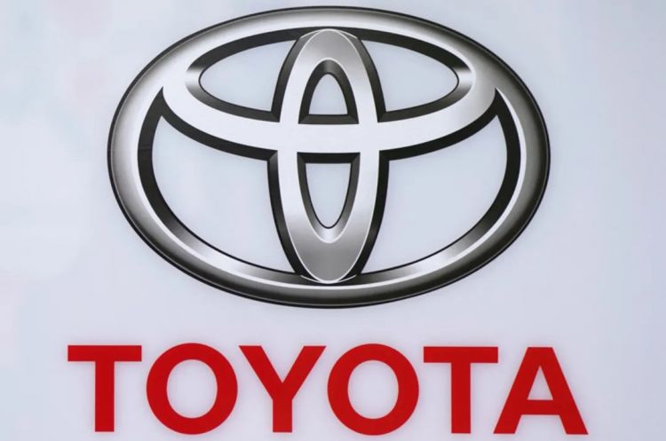 第275期：众议院选举大胜 日本进入高市早苗首相时代？米兰冬奥日本花滑团体摘银；平成的山口百惠闪婚？| 百通板