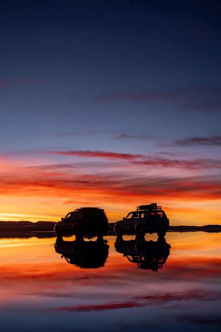 高市早苗连任；米兰冬奥男子花滑爆冷？《柯南》毛利兰声优病休 娜美声优代班？中森明菜复出巡演；| 百通板