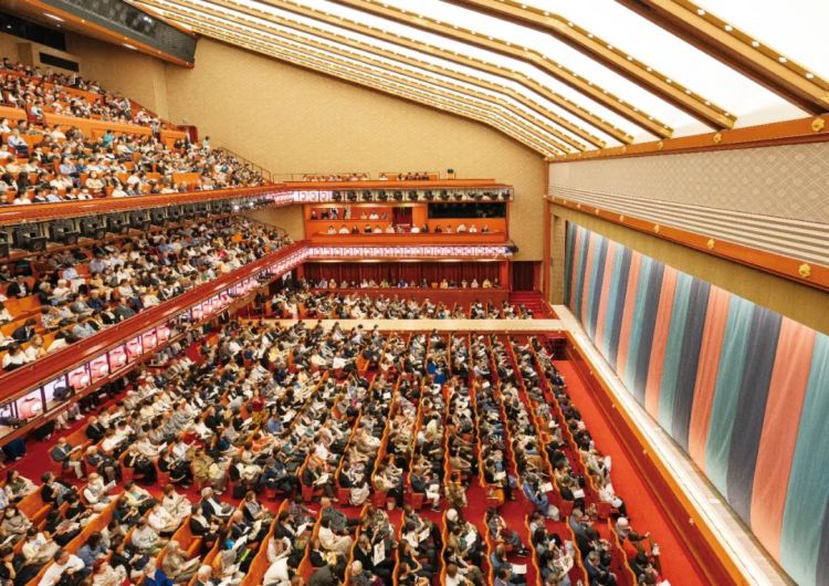 红木、金漆、四百年：在东京与京都，推开歌舞伎的大门