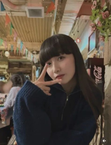 木村拓哉大女儿的社交媒体“炸”了，回答“搞婚外情”问题时她的态度引发日本网友热议！