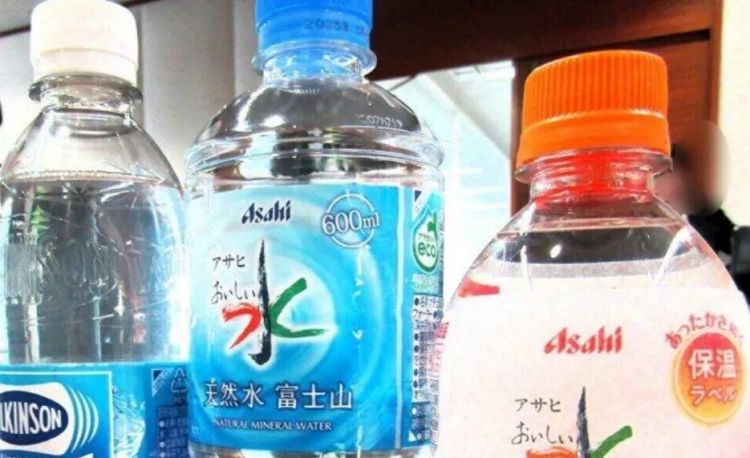 日本网友晒献血奖品,竟能让全网心动得纷纷要去献血?这个玩意儿在中国其实很常见… 日本网友晒献血奖品,竟能让全网心动得纷纷要去献血?这个玩意儿在中国其实很常见…