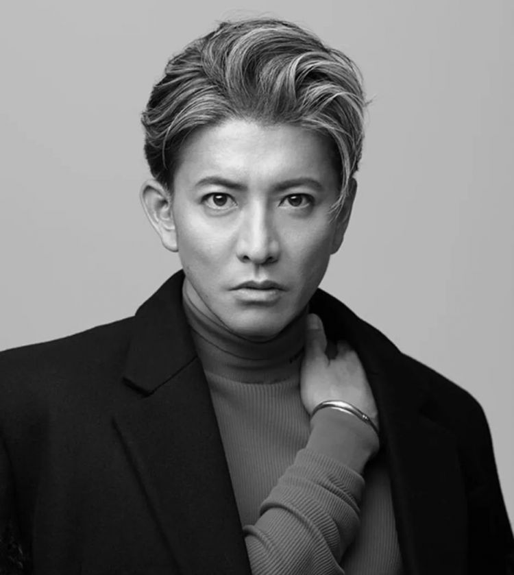 木村拓哉随手发了一张家里照片，网友却盯着豪宅看了半天！