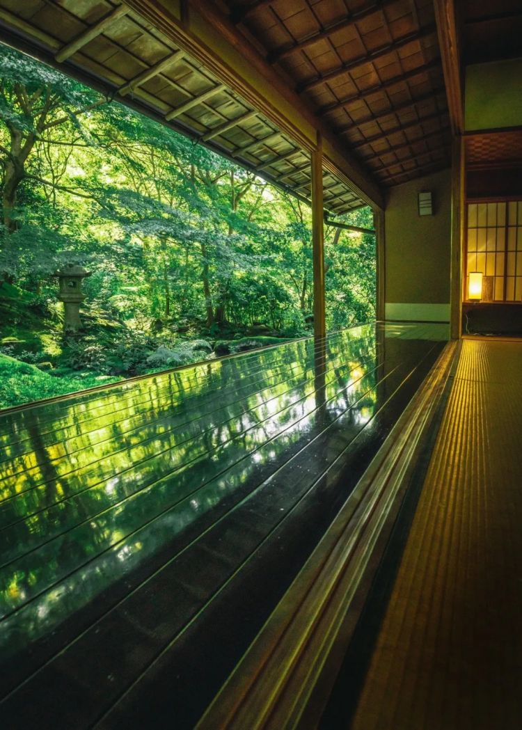 第280期:高市早苗否决女性天皇论?本田汽车估算巨额赤字?经典日剧《深夜食堂》将拍续集;第49届日本电影学院奖 | 百通板 第280期:高市早苗否决女性天皇论?本田汽车估算巨额赤字?经典日剧《深夜食堂》将拍续集;第49届日本电影学院奖 | 百通板