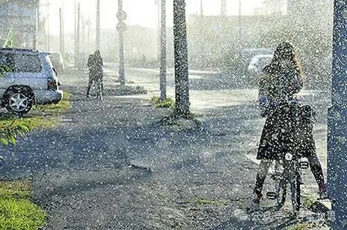 日本48岁老登,深夜约见女高中生,第一次见面竟顺手盗走10万日元财物补贴家用 日本48岁老登,深夜约见女高中生,第一次见面竟顺手盗走10万日元财物补贴家用