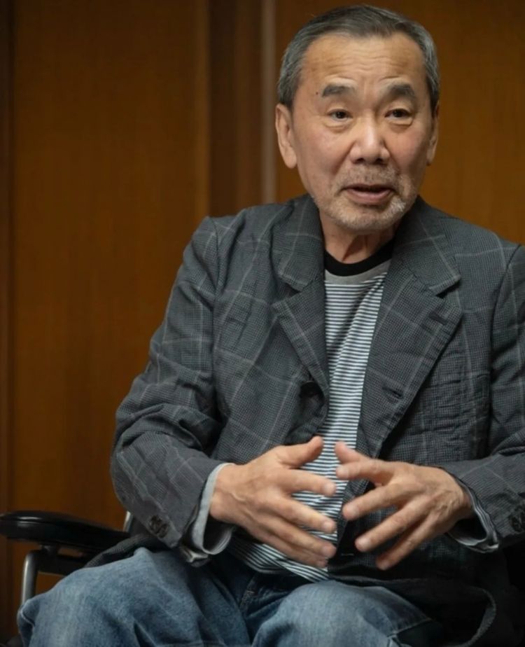 第286期：日本前首相重申无核三原则？丰田汽车销量创新史高；AI合格东京大学？秋元康新男团出道 | 百通板