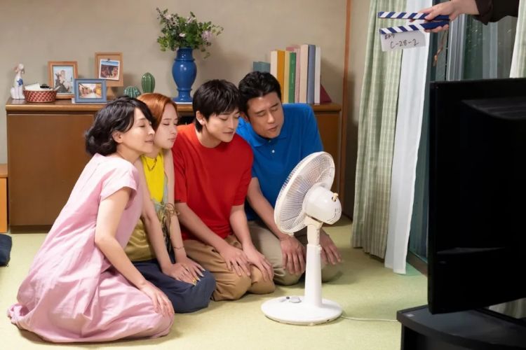 蜡笔小新真的长大了哦！日本可口可乐推出蜡笔小新真人短剧续作，日网：快把电视剧端上来吧！