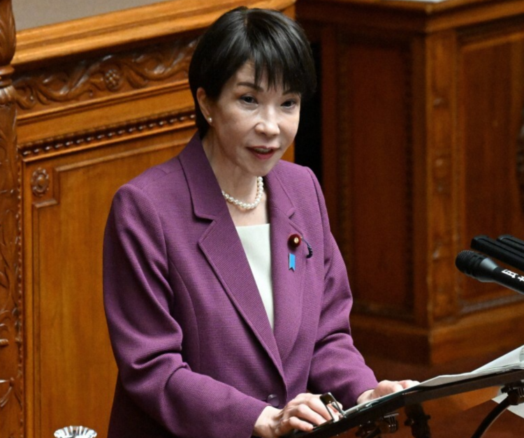 日本民调：高市内阁支持率半年内下滑12个百分点