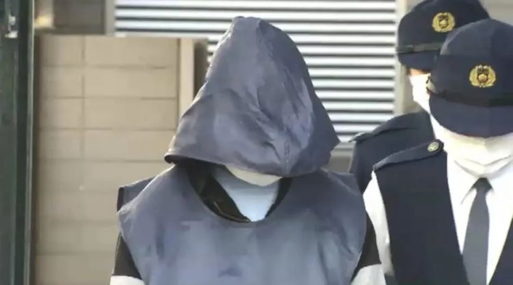 日本23岁女子怀了已婚上司的孩子,因「怕被讨厌」生下埋停车场,不敢告诉生父。 日本23岁女子怀了已婚上司的孩子,因「怕被讨厌」生下埋停车场,不敢告诉生父。