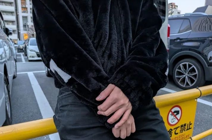 日本病娇女剪男友〇头喂狗，还亲自切下他的手指？！男子：我永远不离开你！
